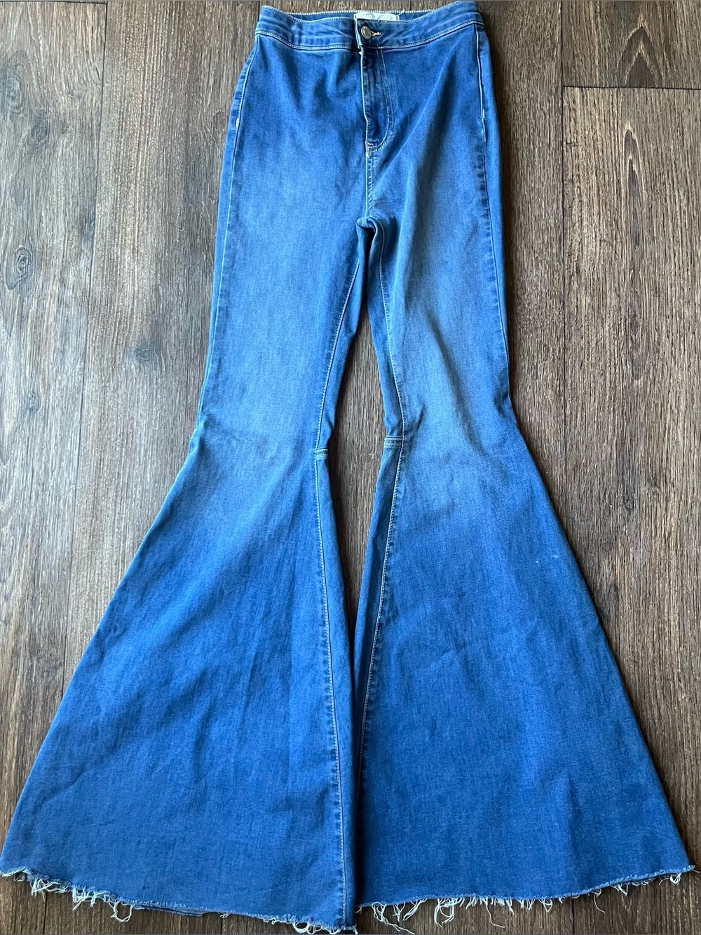 Free people We the Free just float on flare super bellbottom boho jeans 26